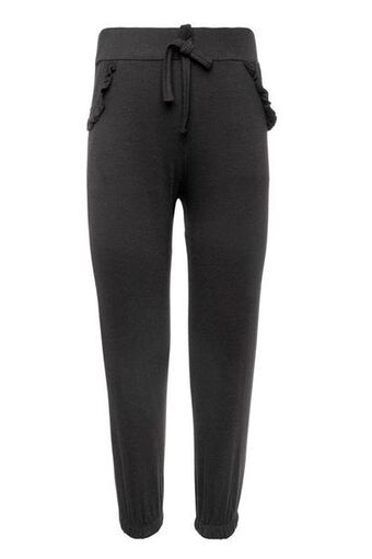 Pantalón con bolsas y escarola para niña