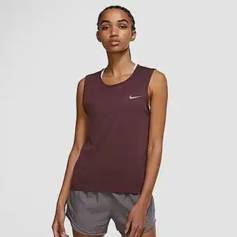 Perry Sport Nike dri-fit run division hardloop tanktop bordeaux dames aanbieding