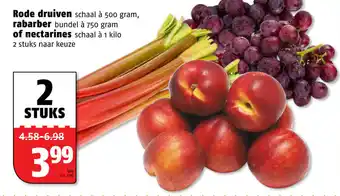 Poiesz Rode druiven 500 gr, rabarber 750 gram of nectarines 1 kg aanbieding