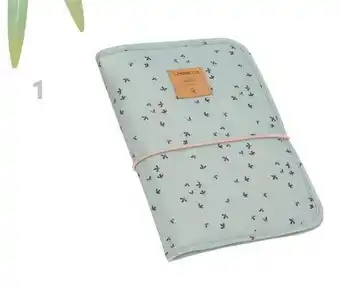 Baby & Tiener Lassig Changing Pouch Feathers aanbieding