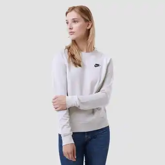 Perry Sport Nike nike sportswear essential fleece sweater wit dames aanbieding