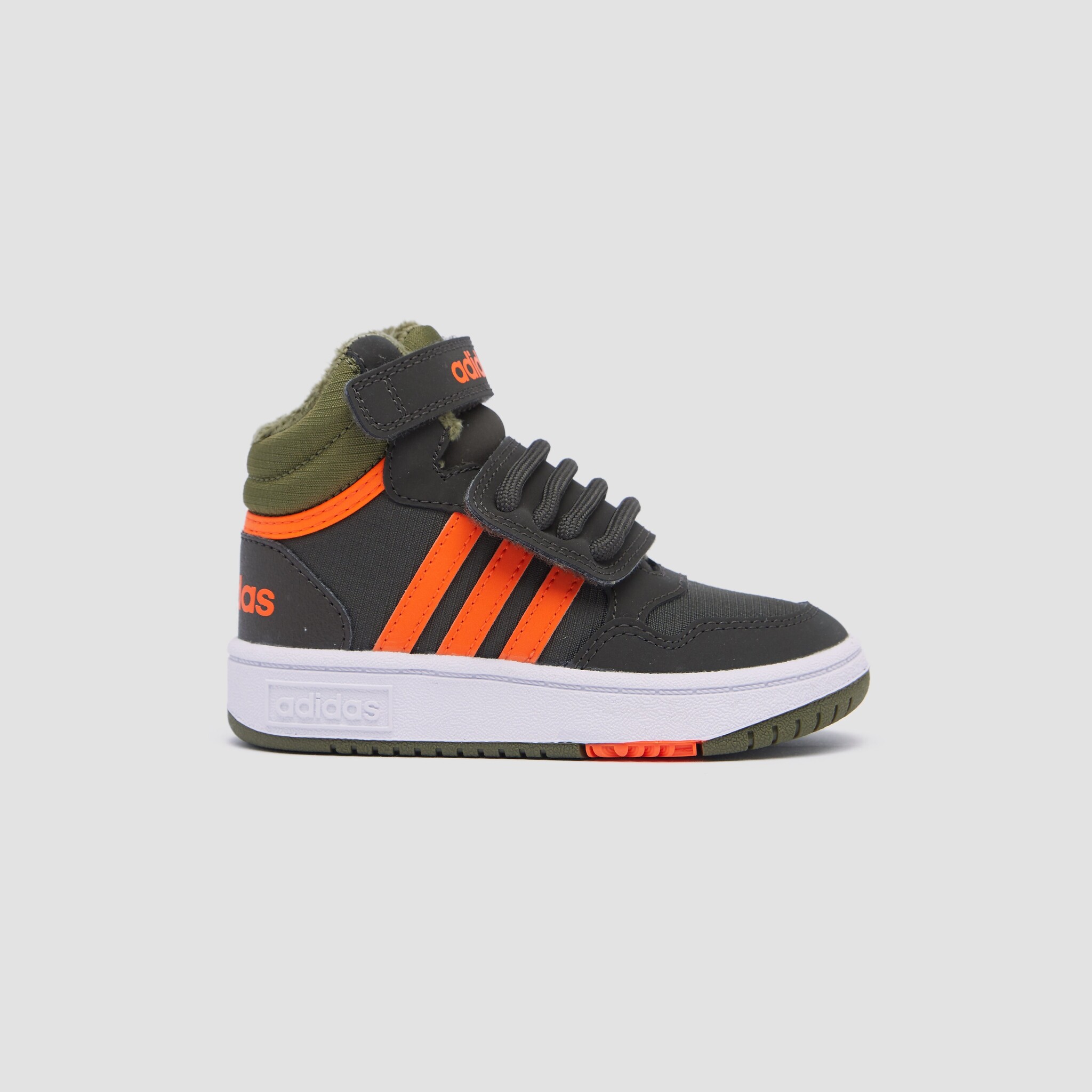 Adidas hoops mid lifestyle basketball strap sneakers groen baby aanbieding  bij Perry Sport