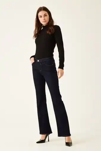 Jeans Centre Garcia celia 245 superslim flared rinsed aanbieding