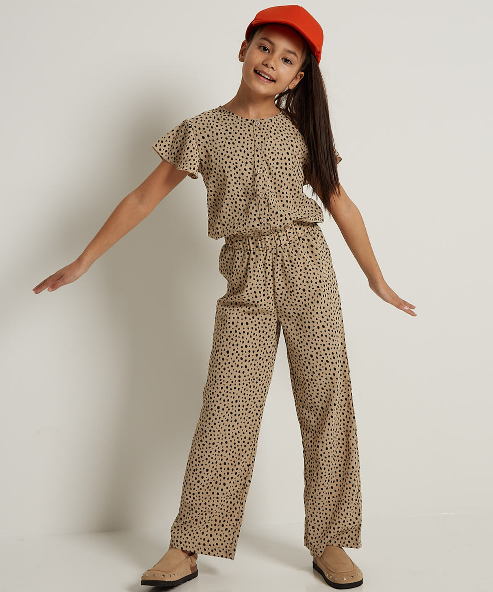 Meisjes wijde jumpsuit stippendessin beige in maat aanbieding bij terStal
