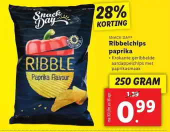 Lidl Snack Day ribbelchips paprika 250 gram aanbieding