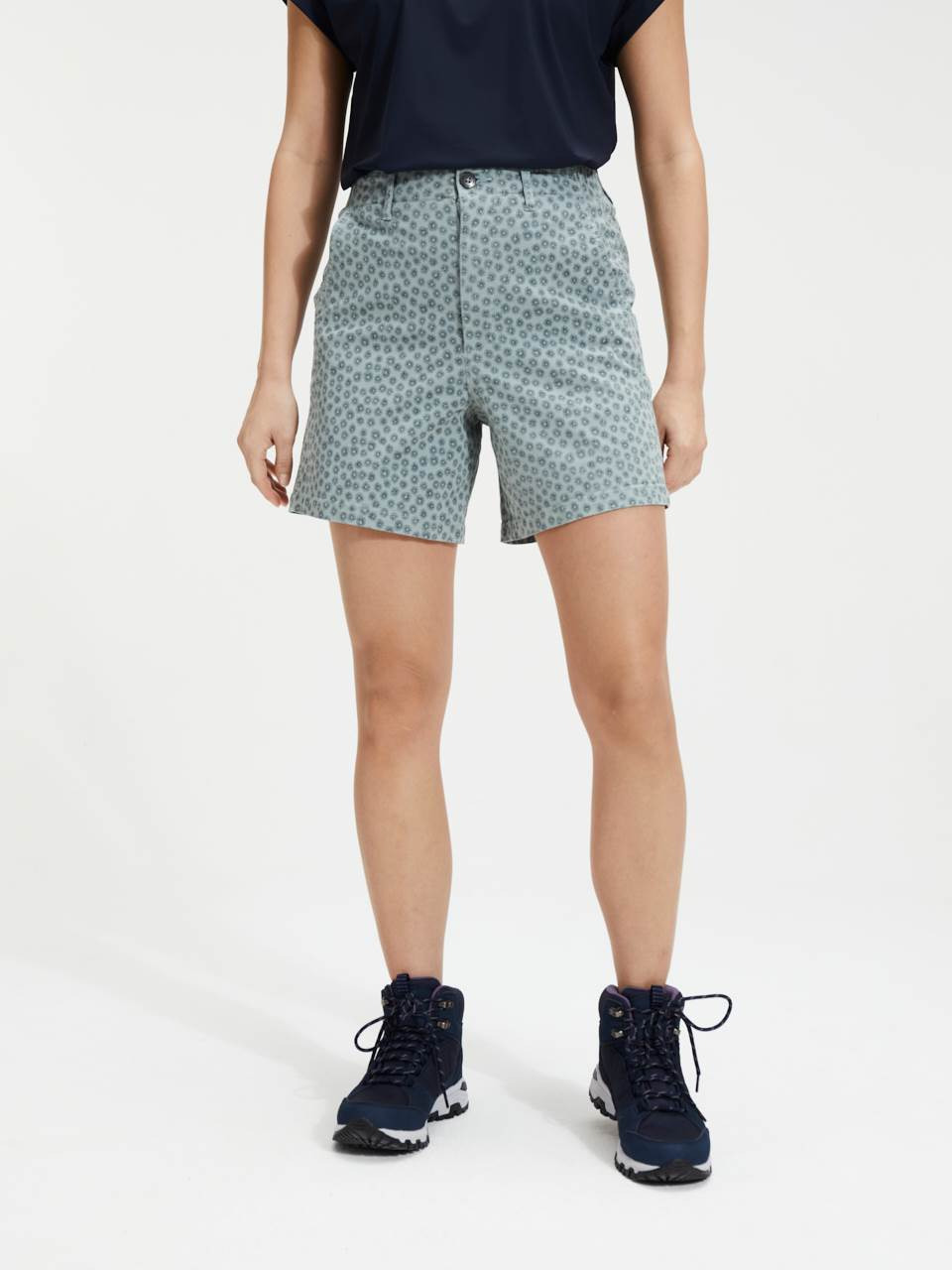 ANWB Meera – short dames – human nature aanbieding