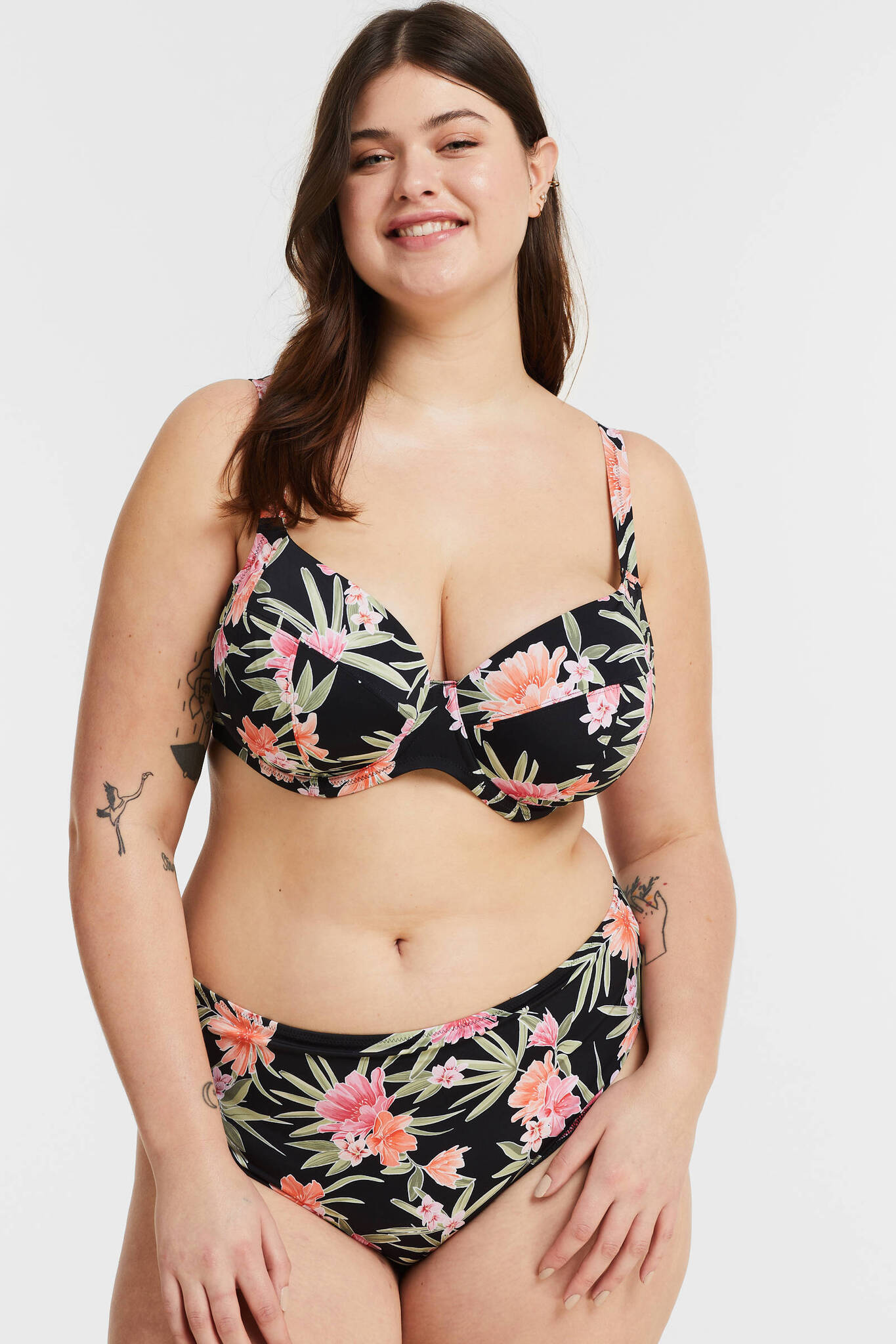 Elomi +size gebloemd bikinibroekje dark tropics zwart/koraal/groen