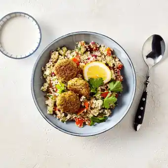 Picnic Couscous salade met falafel aanbieding