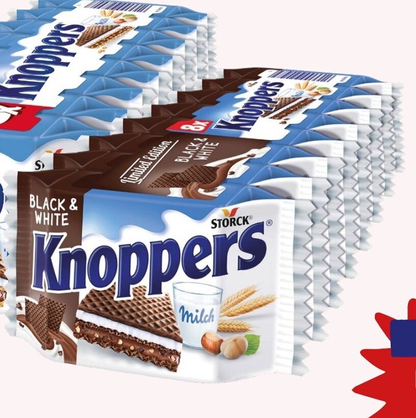 Knoppers Peanut en black & white aanbieding bij ALDI