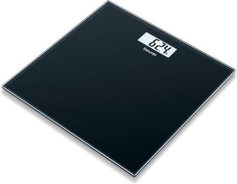 Bol.com Beurer gs 10 black personenweegschaal - tot 180 kg - 19 mm hoog - digitaal - glas aanbieding