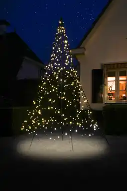 Intratuin Fairybell vlaggenmast kerstboom h 300 cm met 480 led lampjes warm wit aanbieding