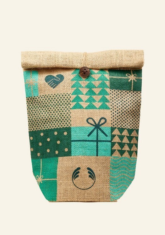 Create your own christmas ultimate gift pouch aanbieding bij The Body Shop