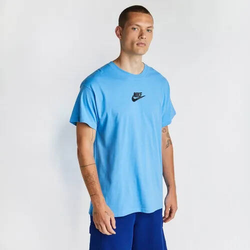 mens nike t shirts foot locker