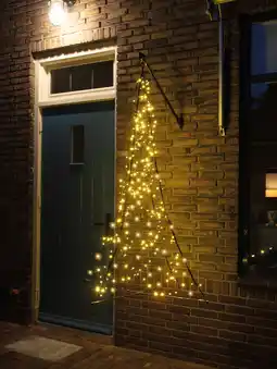 Intratuin Fairybell vlaggenstok kerstboom met 240 led lampjes warm wit h 1,5 m aanbieding