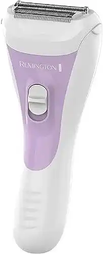 Amazon Remington lady shaver smooth & silky (op batterijen, 100% waterdicht, met bikinitrimmer opzetkam, met aloë vera) wsf5060 aanbieding