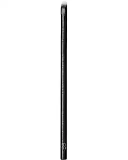 ICI Paris XL Be Creative Make Up 16 Tightline Oogschaduwpenseel BE Creative Make Up - Pro Artist Tools 16 Tightline Oogschaduwpenseel aanbieding