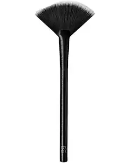 ICI Paris XL Be Creative Make Up 10 Highlighter Fan BE Creative Make Up - Pro Artist Tools 10 Highlighter Fan aanbieding