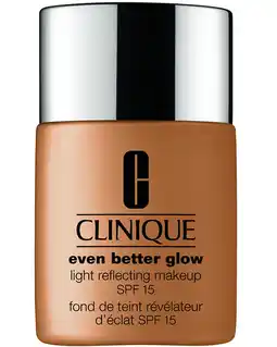 ICI Paris XL Clinique Foundation Spf 15 Verbetert De Huidtextuur Gemengde Huid Clinique - Even Better Glow Light Reflecting Makeup Foundat aanbieding