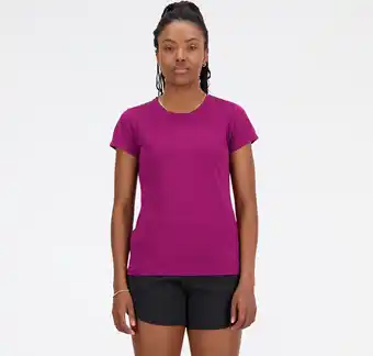 Bol.com New Balance Core Run Short Sleeve Dames Sportshirt - CURRANT - Maat XS aanbieding