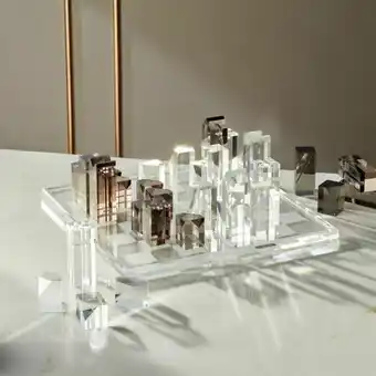 CB2 Acrylic Chess Set aanbieding