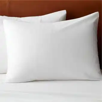 CB2 Cotton Sateen 520 Thread Count White Standard Shams Set of 2 aanbieding