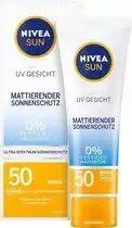 Bol.com NIVEA SUN Zonnematerende gezichtscrème SPF50 50 ml aanbieding