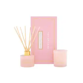 Douglas Ted Sparks Japanese Cherry Blossom Candle & Diffuser Gift Set Japanese Cherry Blossom aanbieding