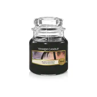 Blokker Yankee Candle Geurkaars Small Black Coconut - 9 cm / ø 6 cm aanbieding