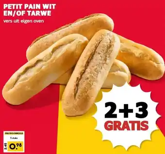 MCD Supermarkt PETIT PAIN WIT EN/OF TARWE aanbieding