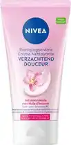 Bol.com NIVEA Essentials Verzachtende Reinigingscrème - Droge en gevoelige huid - Amandelolie - Hydramine - Gezicht Wassen - 150 ml aanbieding