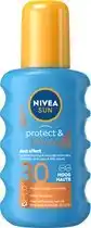 Bol.com NIVEA SUN Protect & Bronze Zonnebrand Spray - SPF 30 - Zonnespray - Waterproof - Zonbescherming - Beschermt en stimuleert een aanbieding