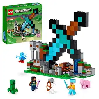 Amazon LEGO Minecraft Uitvalbasis Zwaard, Constructie Speelgoed met Creeper en Skelet Figuren, Rollenspel Cadeau voor Jongens en Mei aanbieding