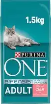 Bol.com PURINA ONE Adult Rijk aan Zalm & Volkoren Granen brokjes 15 kg aanbieding