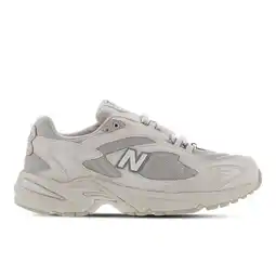 Foot Locker New Balance 725 Heren Schoenen - Beige - Maat: 42 - Leer - Foot Locker aanbieding