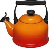 Bol.com Le Creuset Tradition Fluitketel - 2.1 l - Oranje/Rood aanbieding