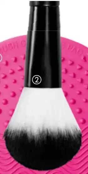 Oriflame The one blush brush aanbieding