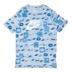 Foot Locker Nike Club Aop Unisex T-shirts - Blauw - Maat: 128 - 137 CM - Foot Locker aanbieding