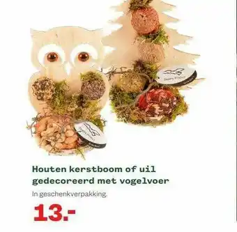 Welkoop Houten Kerstboom Of Uil Gedecoreerd Met Vogelvoer aanbieding