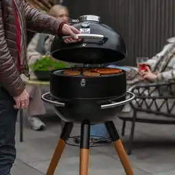 Action SUMM EGG barbecue met onderstel aanbieding