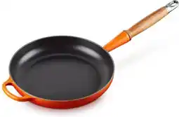 Bol.com Le Creuset Koekenpan Signature Oranjerood - ø 28 cm / 2.6 Liter - Geëmailleerde anti-aanbaklaag aanbieding