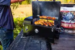Welkoop Pit Boss Navigator 150 - Pelletbarbecue - 650 cm² aanbieding