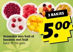 Boni Gesneden vers fruit of bavarois met fruit aanbieding