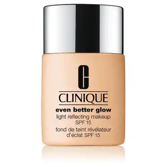 Douglas Clinique Even Better Even Better Glow Light Reflecting Makeup SPF15 aanbieding