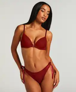 Hunkemoller Hunkemöller String Bebe Rood aanbieding