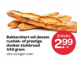 Spar Bakkershart wit desem rustiek- of prestige donker stokbrood 440 gram aanbieding