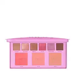 Douglas Benefit Holiday Collection Treat Yourself, Gorgeous! aanbieding