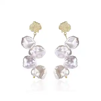 Douglas Ailoria SATU Oorbellen goud/witte parel aanbieding