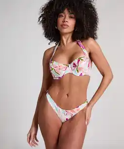 Hunkemoller Hunkemöller Hoog uitgesneden bikinibroekje Ayanna Rood aanbieding