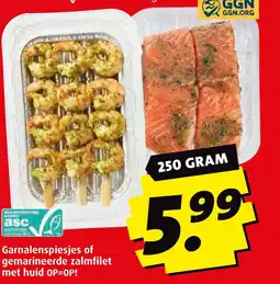 Boni Garnalenspiesjes of gemarineerde zalmfilet met huid aanbieding