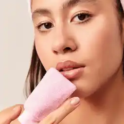 Douglas GLOV Pink aanbieding